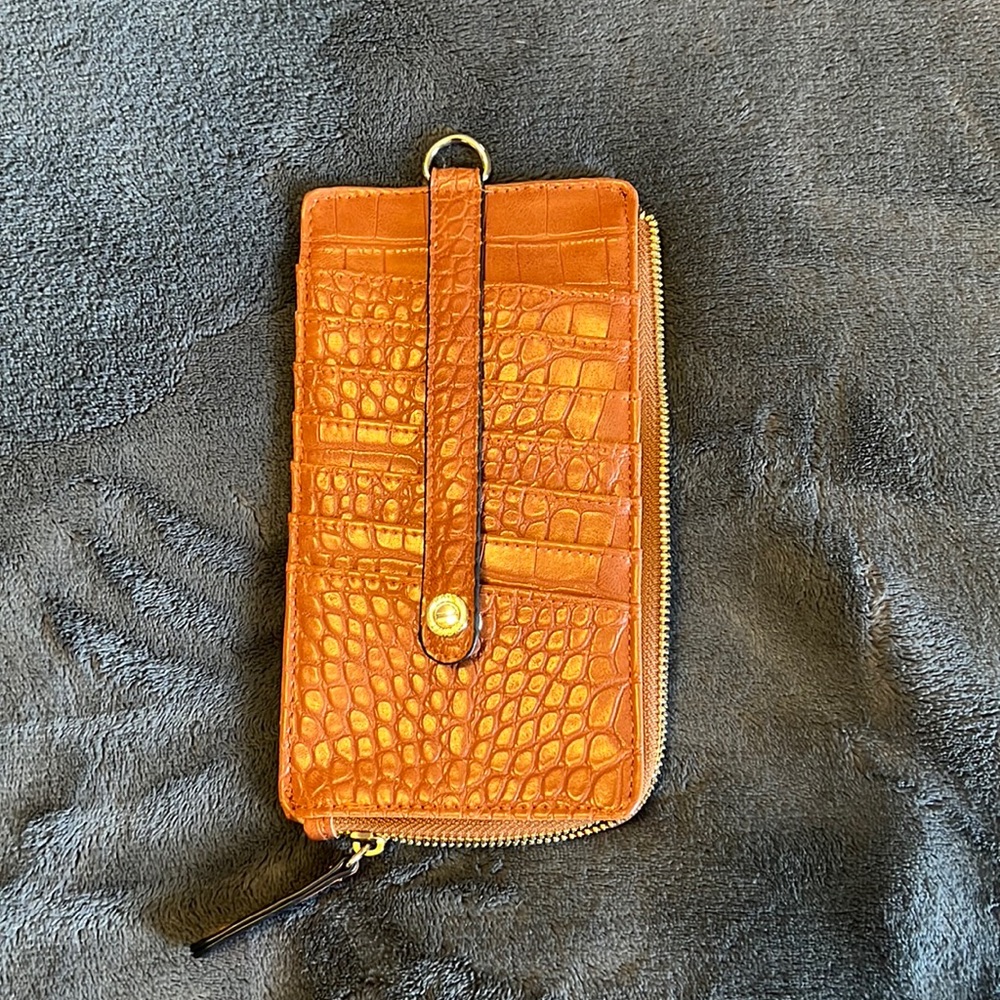 Card and money wallet / wristlet